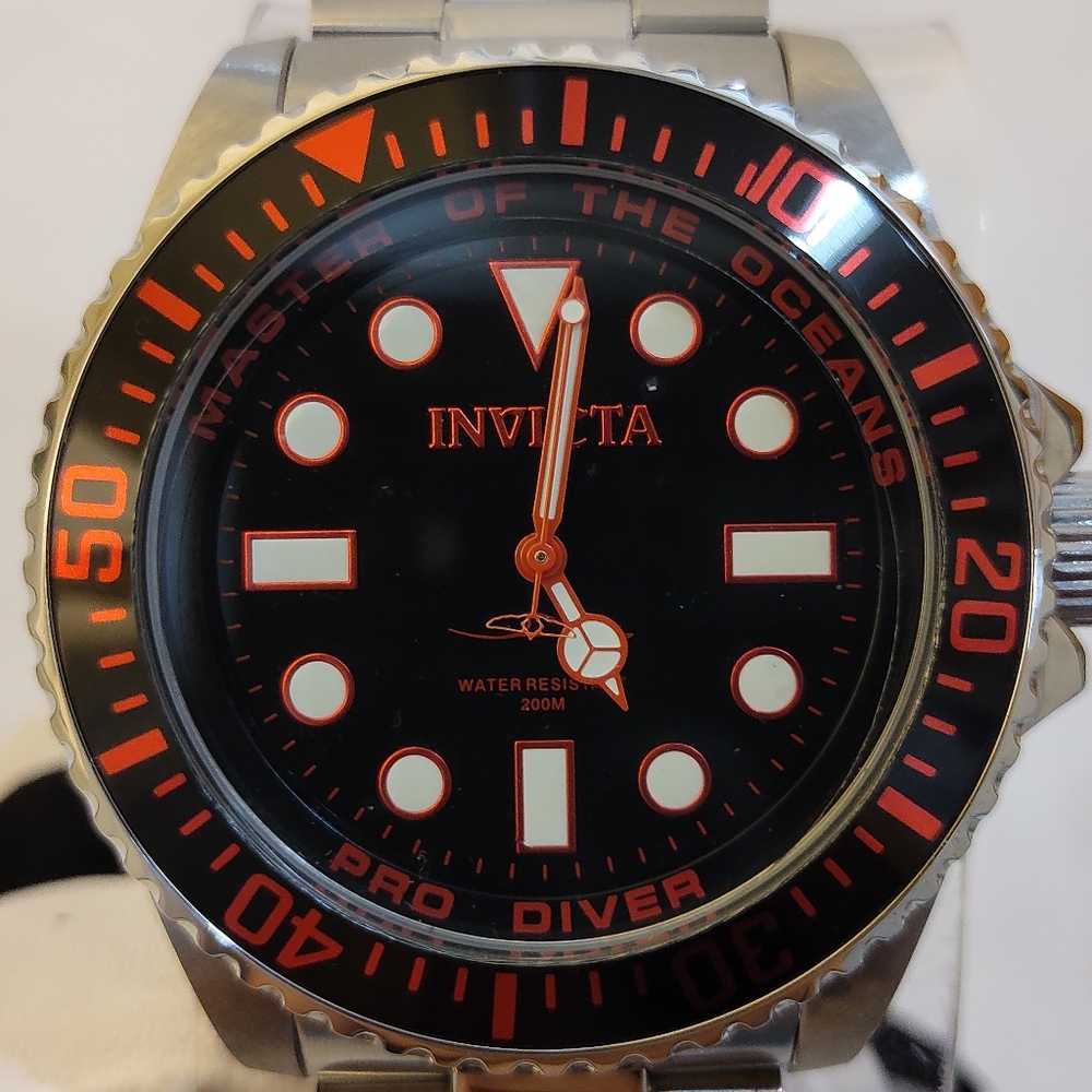 Invicta 43mm Pro Diver Black/Red Dial Stainless Steel Band
